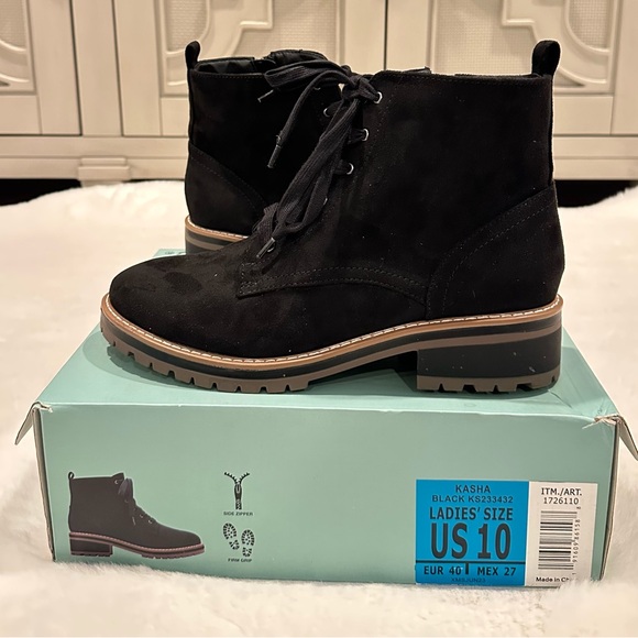 KENSIE Women Kayla Suede Boot In Black - Picture 4 of 5